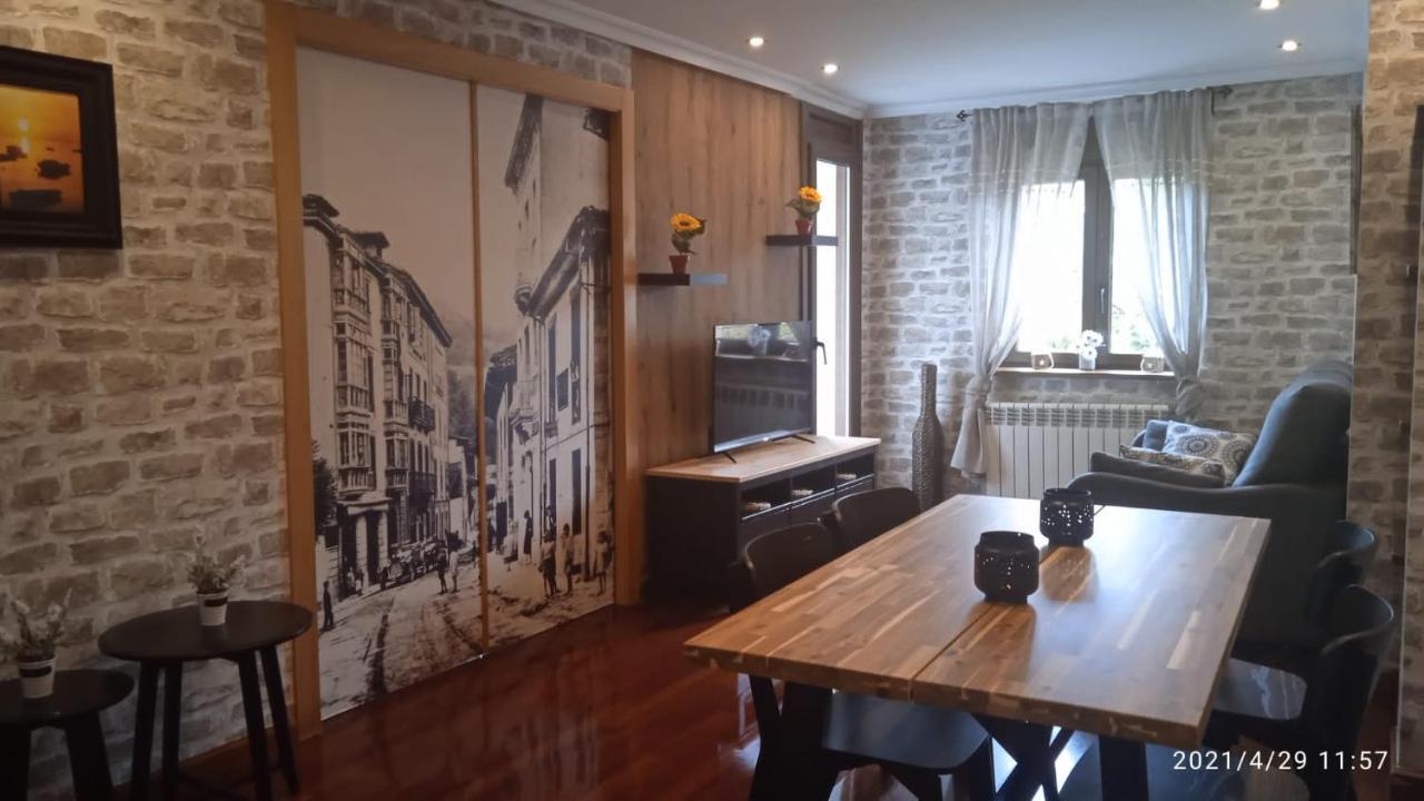 Apartamento Con Terraza Al Puente Romano Onís Exteriör bild