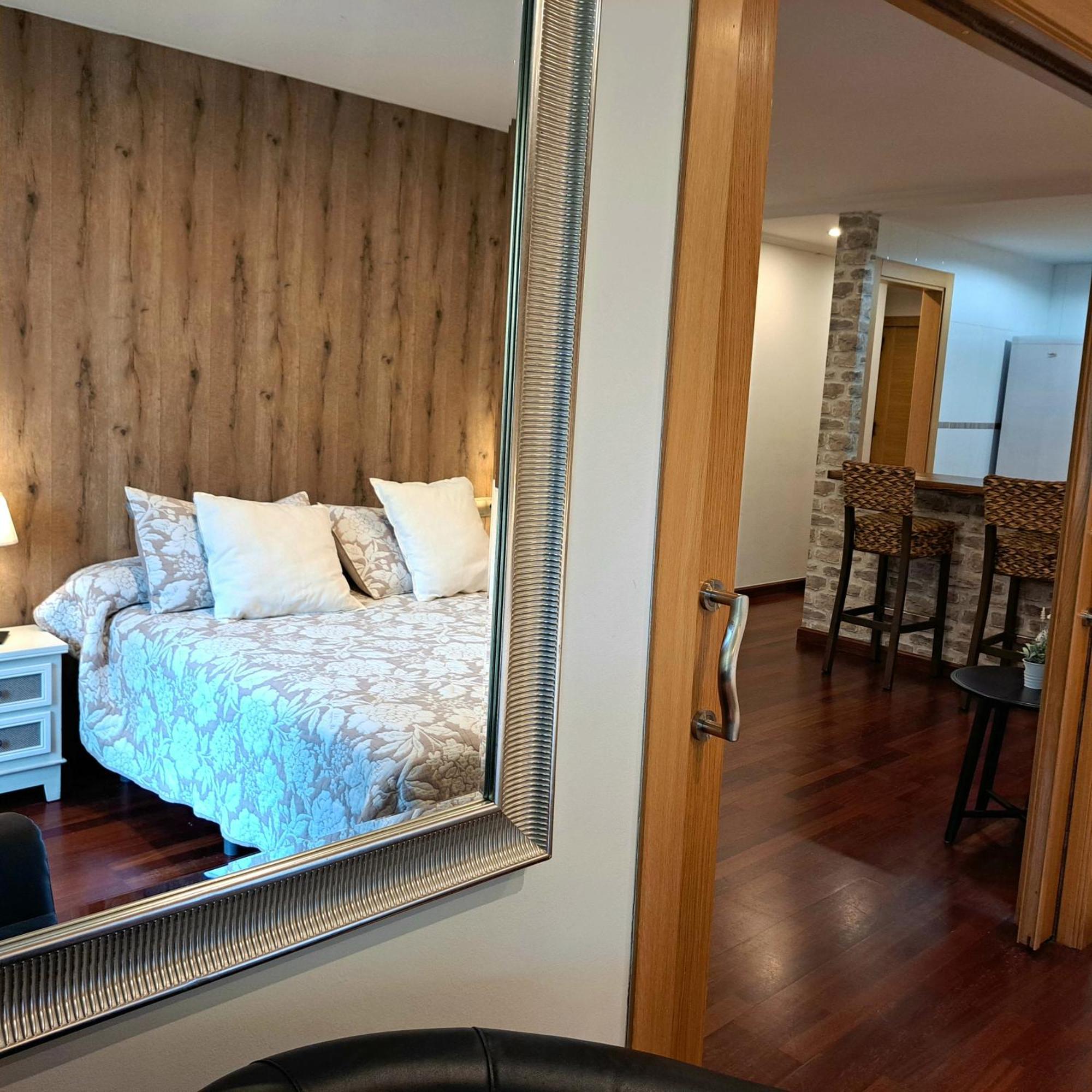 Apartamento Con Terraza Al Puente Romano Onís Exteriör bild
